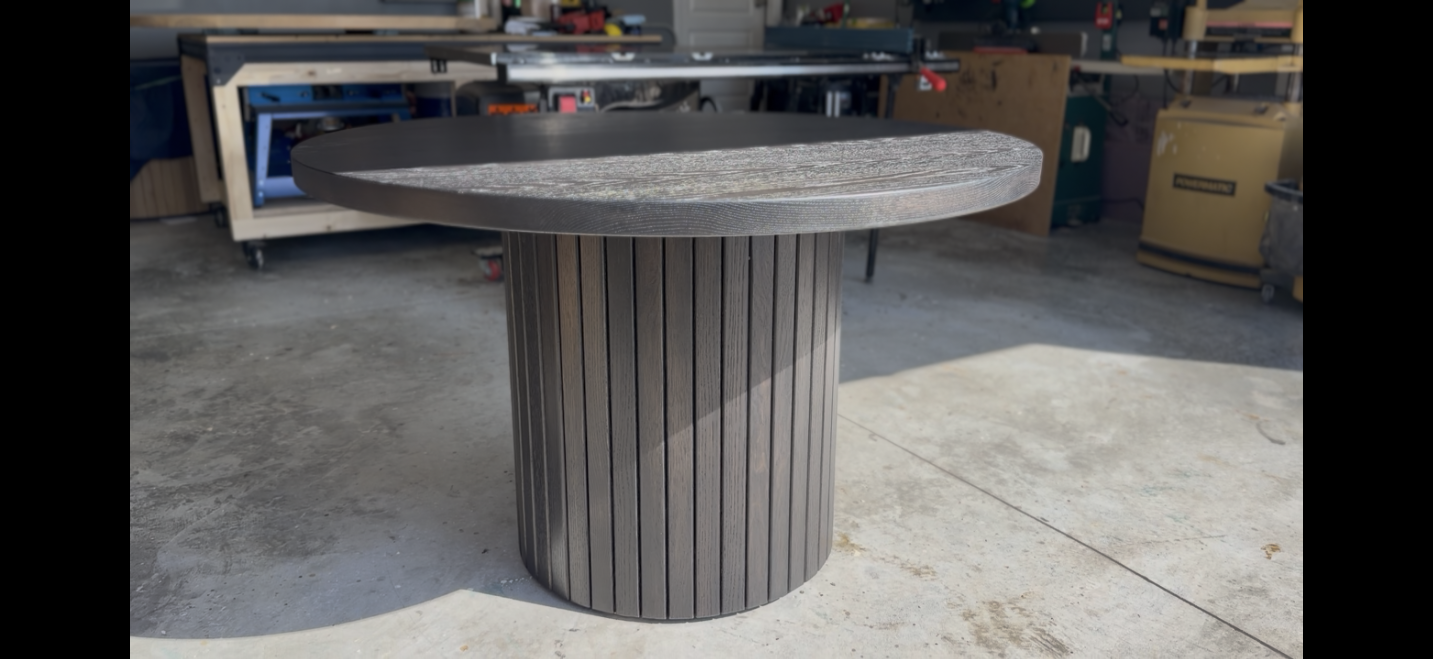 Ophelia Round Table